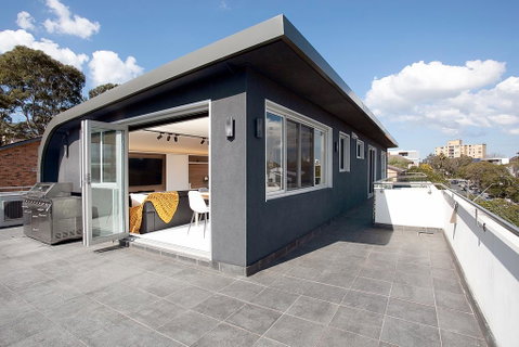 Penthouse Designer Apartment Close To City - Tweed Heads Accommodation 3