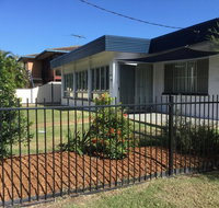 Pet Friendly home walking distance to Surf Beach - North St Woorim - Tweed Heads Accommodation