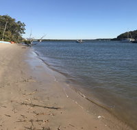 Pet Friendly Waterfront Holiday House on Peacefull Island with Bikes and Kayaks - Tweed Heads Accommodation