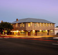 Pier Hotel - Tweed Heads Accommodation