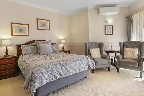 Plumes On The Green Boutique Bed & Breakfast - Tweed Heads Accommodation 1