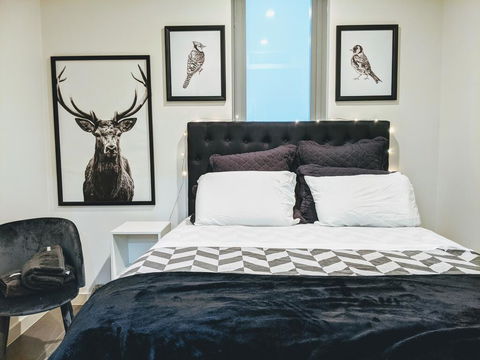 Presidential 3-bed 2-bath, Balcony, With Pool Included - Tweed Heads Accommodation 3