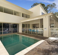Prestigious House in Little Cove - 4 Baywoods - Tweed Heads Accommodation