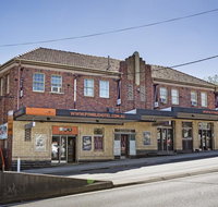 Pymble Hotel - Tweed Heads Accommodation