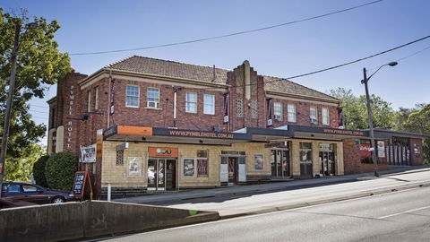 Pymble Hotel - Tweed Heads Accommodation 0