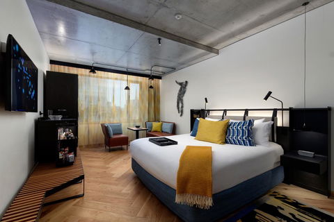 QT Melbourne - Tweed Heads Accommodation 2
