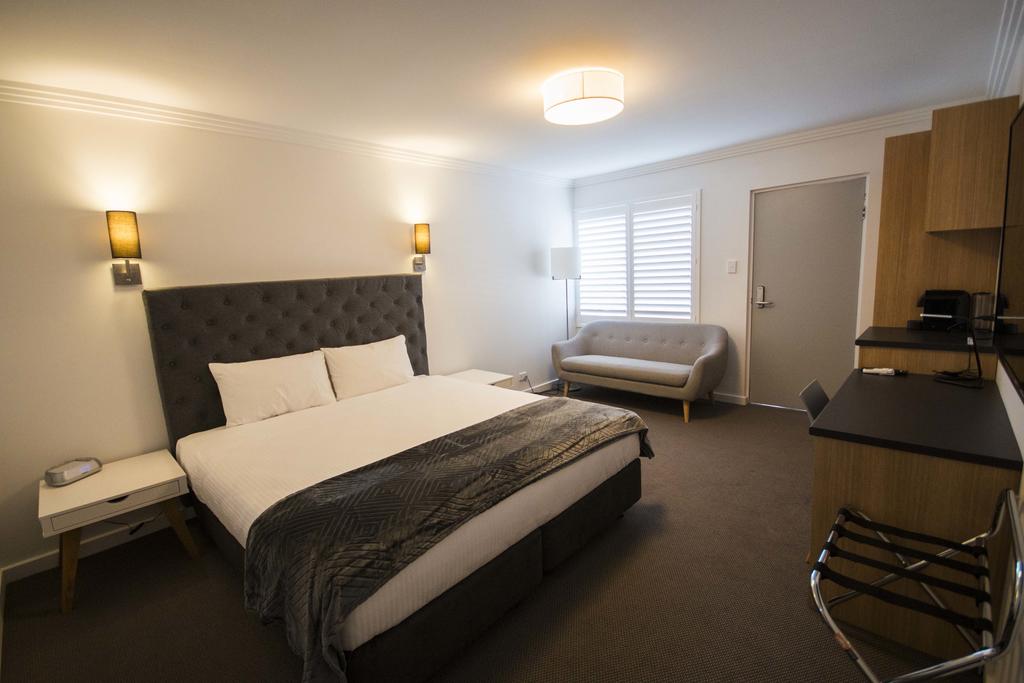 Buckenbowra ACT Tweed Heads Accommodation