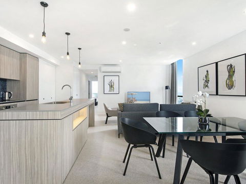 Qube Broadbeach - Luxury 2 Bedroom Ocean View - Tweed Heads Accommodation 2