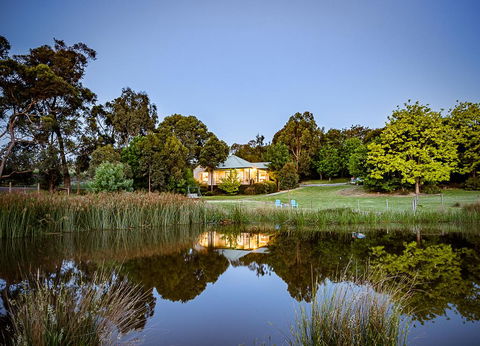 Raynella Alpaca Farmstay - Tweed Heads Accommodation 0