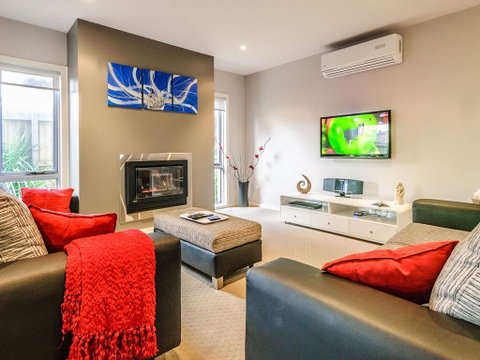 Redwood Oasis - Tweed Heads Accommodation 2