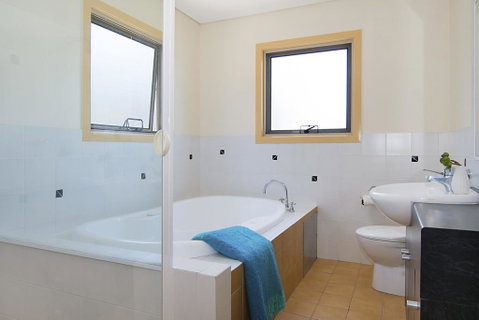 Reef - Located At Lennox Head - Tweed Heads Accommodation 2
