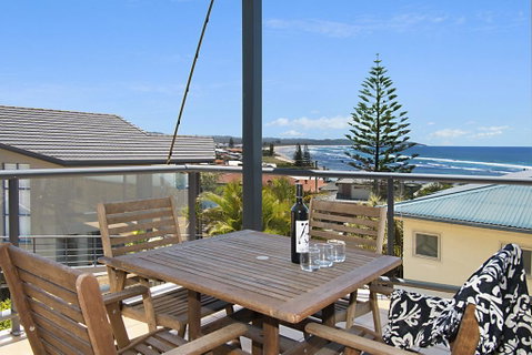 Reef - Located At Lennox Head - Tweed Heads Accommodation 1