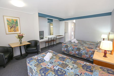 Reef Resort Motel - Tweed Heads Accommodation 2