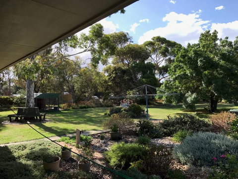 Relaxing Geelong Studio - Tweed Heads Accommodation 1