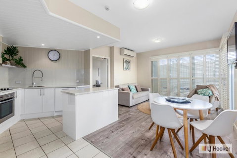 RESORT ON THE BEACH 1219/20 - Tweed Heads Accommodation 2