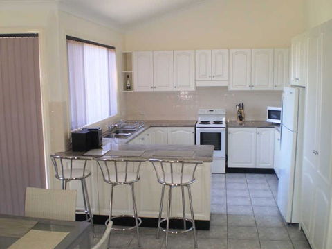 Retreat On Surf Beach - Tweed Heads Accommodation 2