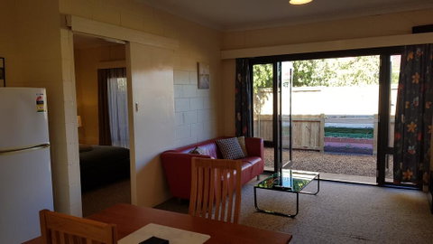 Rise N' Shine - Min Stay 4 Nights - Tweed Heads Accommodation 1