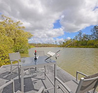 River Front Tranquil Retreat - Tweed Heads Accommodation