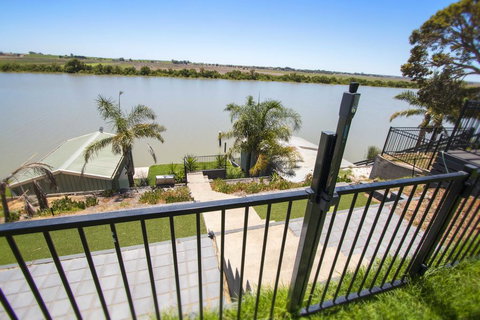 River Life - Tweed Heads Accommodation 0