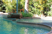 Roey Backpackers and Party Bar