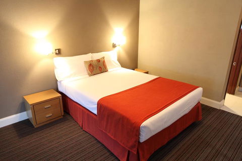 Rose & Crown Hotel - Tweed Heads Accommodation 2