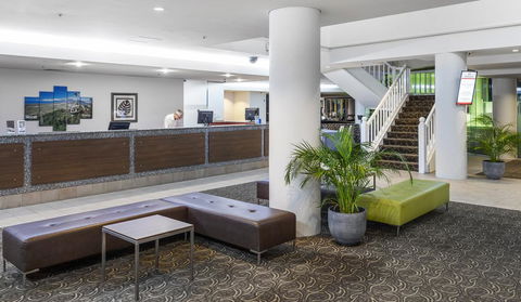 Rydges Esplanade Resort Cairns - Tweed Heads Accommodation 2