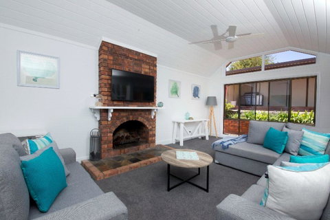 SAND DUNES - Tweed Heads Accommodation 2