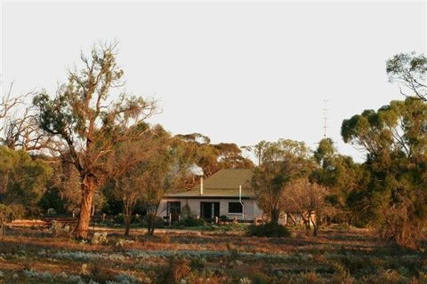 Sandalmere Cottage - Tweed Heads Accommodation 0
