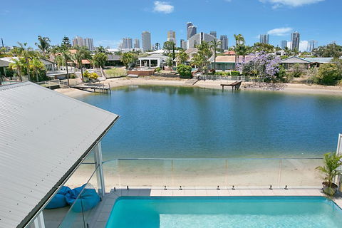 Sandy Cove - Tweed Heads Accommodation 2