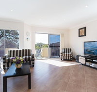 Sandy Point Luxury' 117a Sandy Point Road - air con  foxtel - Tweed Heads Accommodation