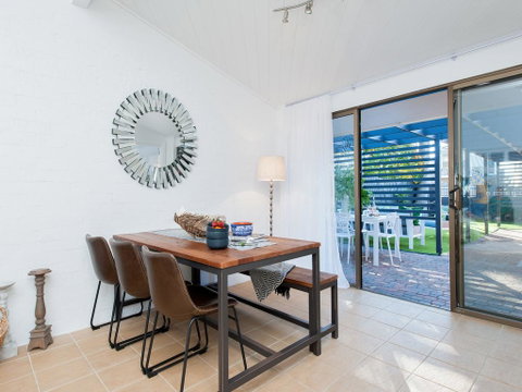Sandy Point Road, 51 - Tweed Heads Accommodation 1