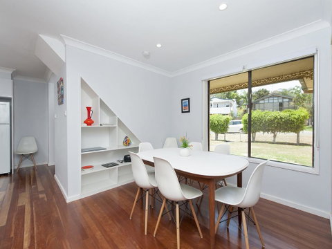 Sandy Point Road, 98, Eden By The Bay - Tweed Heads Accommodation 3