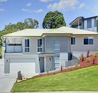 Saratoga Avenue 52 Signature House - Tweed Heads Accommodation
