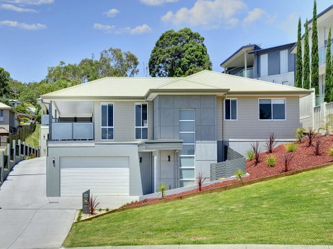 Saratoga Avenue, 52, Signature House - Tweed Heads Accommodation 0