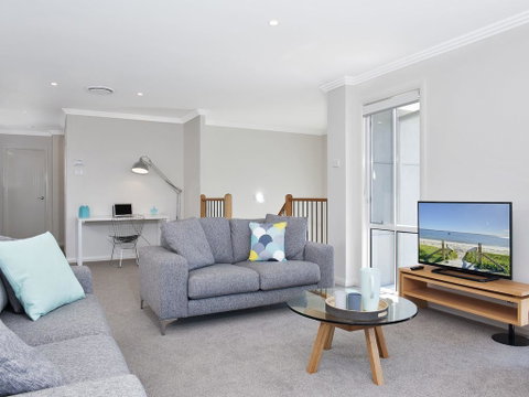 Saratoga Avenue, 52, Signature House - Tweed Heads Accommodation 2