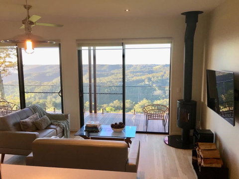 Scandinavian Cabin - Maleny - One Bedroom - Tweed Heads Accommodation 0