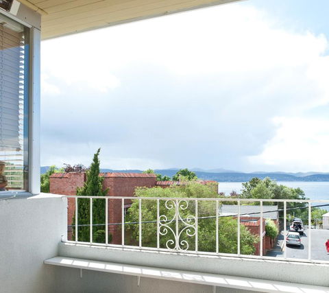 Scarlett's By Salamanca - Tweed Heads Accommodation 0