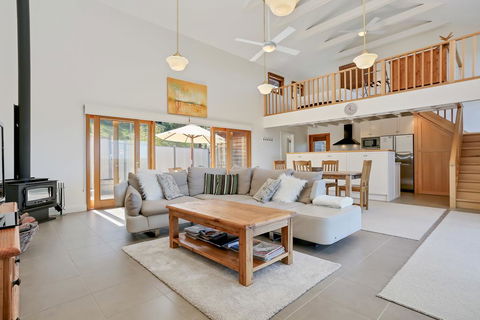Seascape Retreat - Tweed Heads Accommodation 0
