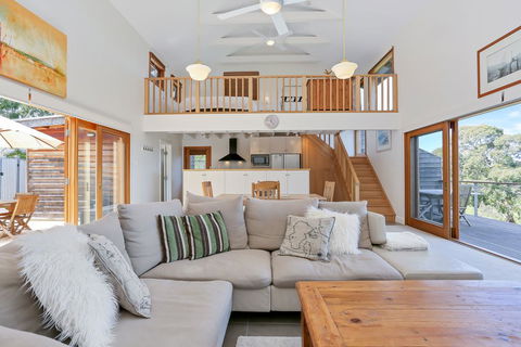 Seascape Retreat - Tweed Heads Accommodation 1