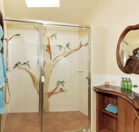 Secrets on the Lake - Tweed Heads Accommodation