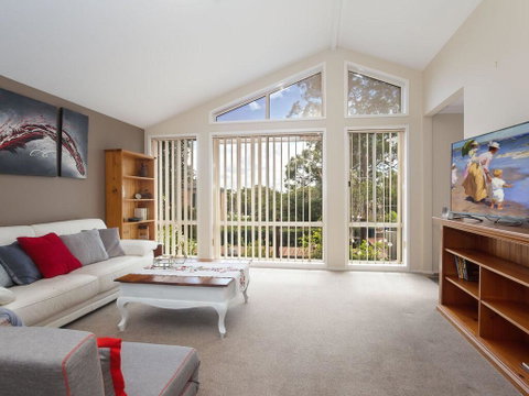 Serenity', 7 Mulloway Place - Peaceful House With Air Con Netflix & WIFI - Tweed Heads Accommodation 0