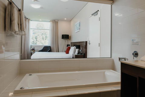 Sfera's Park Suites & Convention Centre - Tweed Heads Accommodation 1