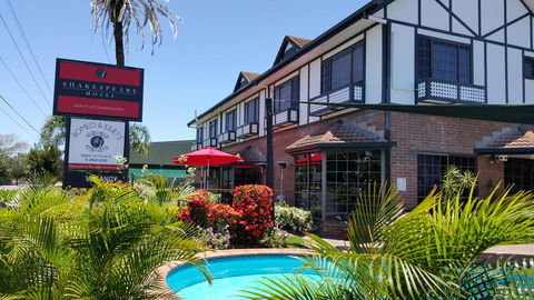 Shakespeare Motel - Tweed Heads Accommodation 0