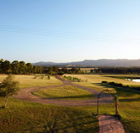 Silver Springs 4br Cottage with Wifi Views Olives and Space . Fireplace Views Olives and Space - Tweed Heads Accommodation