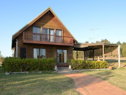 Silver Springs (4br) Cottage, With Wifi, Views, Olives And Space . Fireplace, Views, Olives And Space - Tweed Heads Accommodation 3