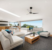 Skyluxe Luxury Retreat with water views and deluxe interior from every room - Tweed Heads Accommodation