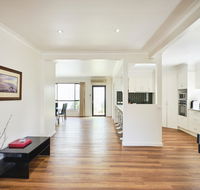 Skymirror Villa - Tweed Heads Accommodation