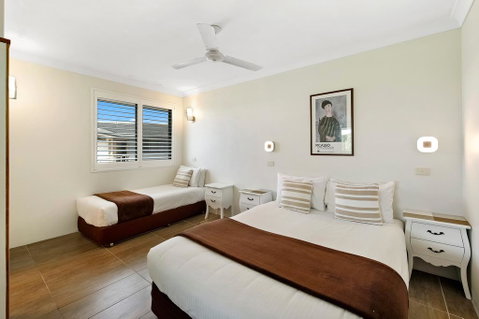 Smugglers On The Beach - Tweed Heads Accommodation 2