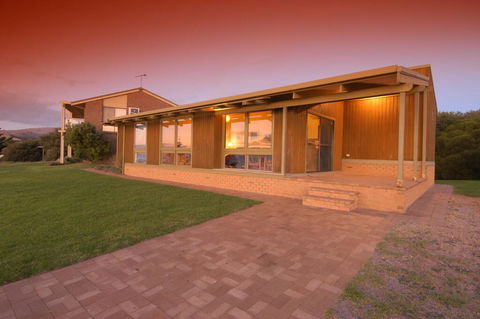 South Beach House 1 - 12 Gold Coast Drive - Tweed Heads Accommodation 2