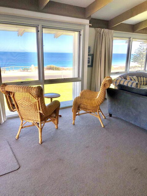 South Beach House 1 - 12 Gold Coast Drive - Tweed Heads Accommodation 3